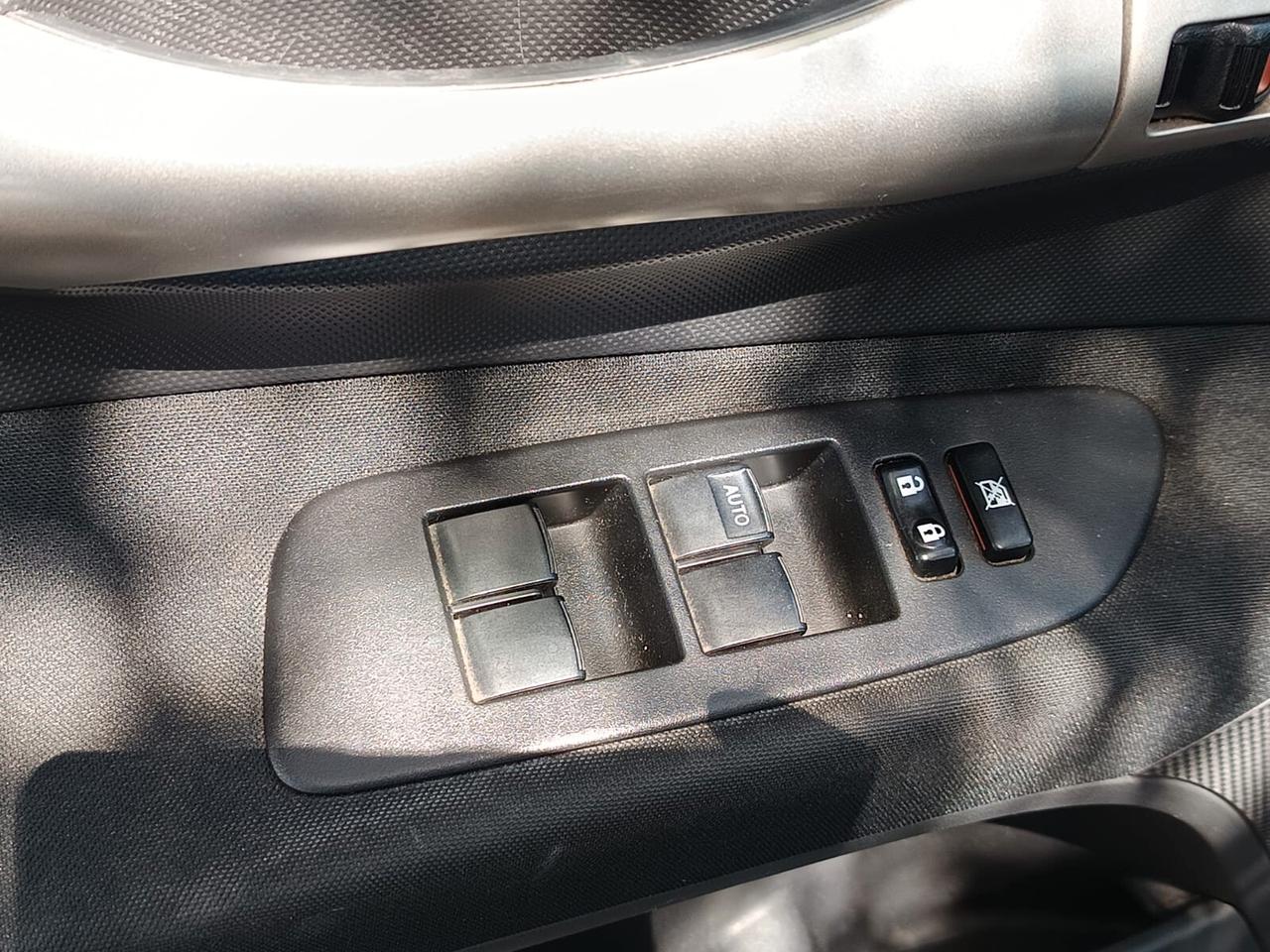 Toyota Auris 2009 - 1.4 D-4D Lb automobili