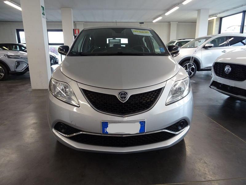 Lancia Ypsilon 1.2 69 CV 5 porte GPL Ecochic Gold