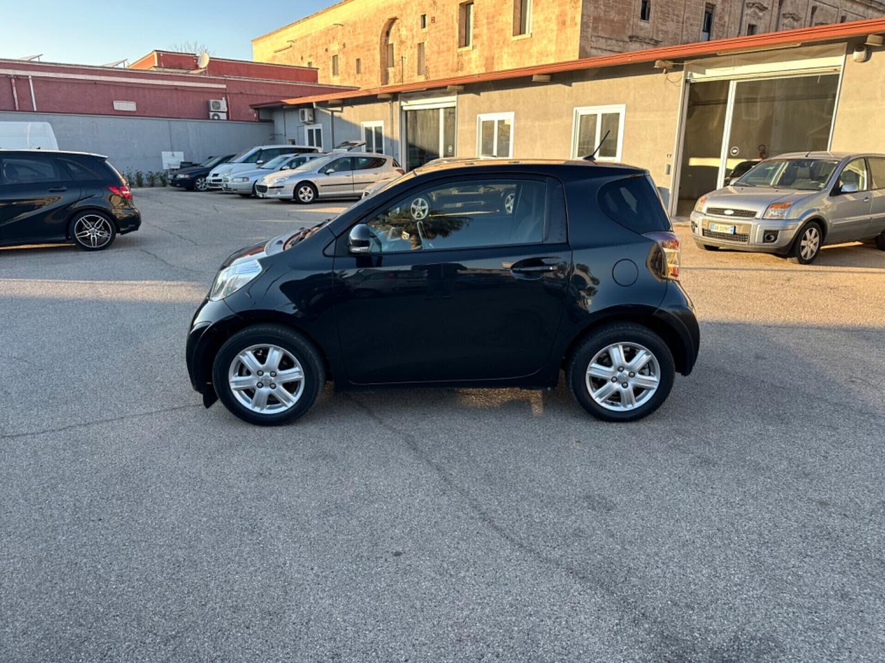 Toyota iQ 1.0 Multidrive Versione Lancio