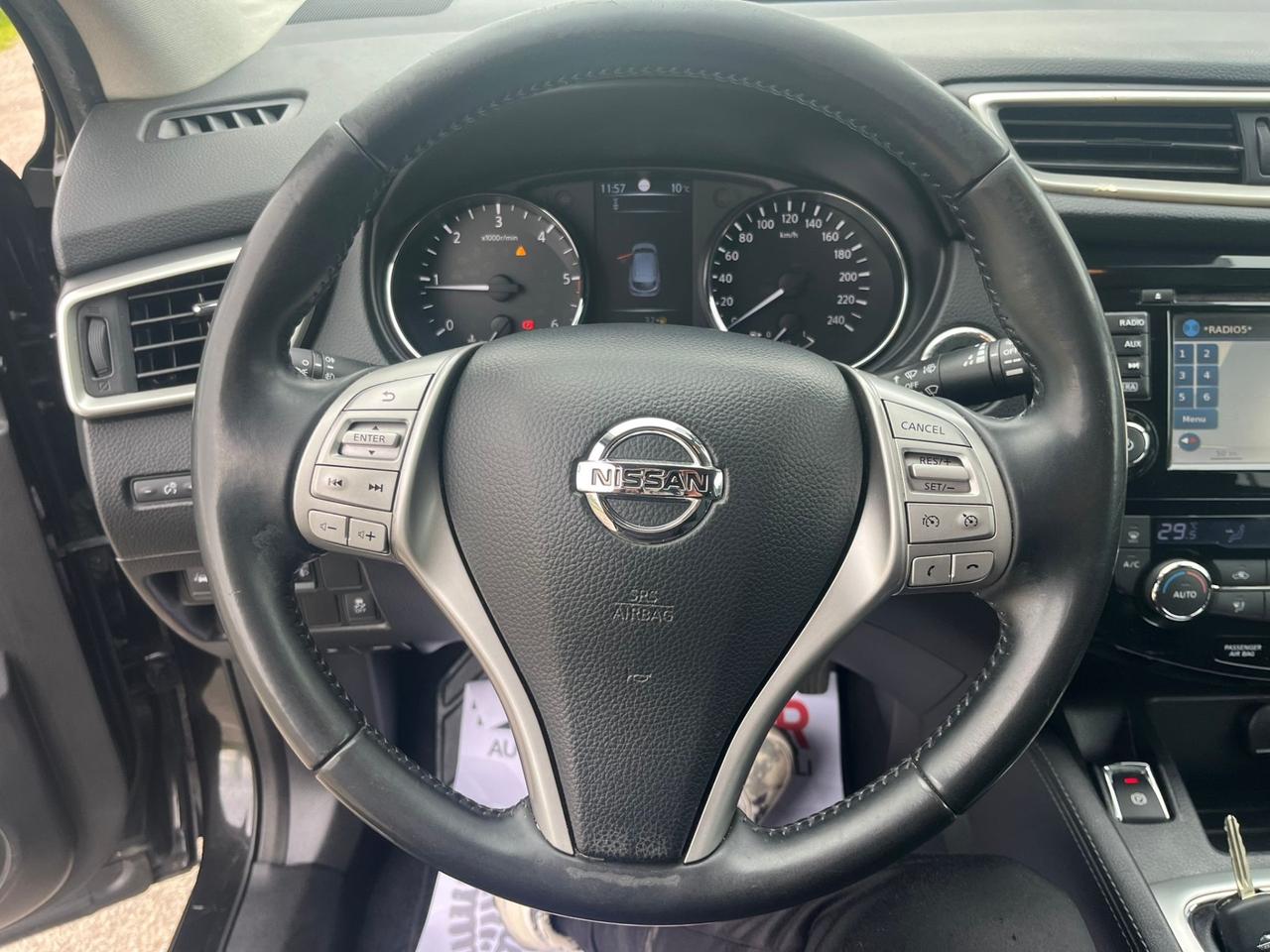 Nissan Qashqai 1.5 dCi 360 Tekna Unipro 2015