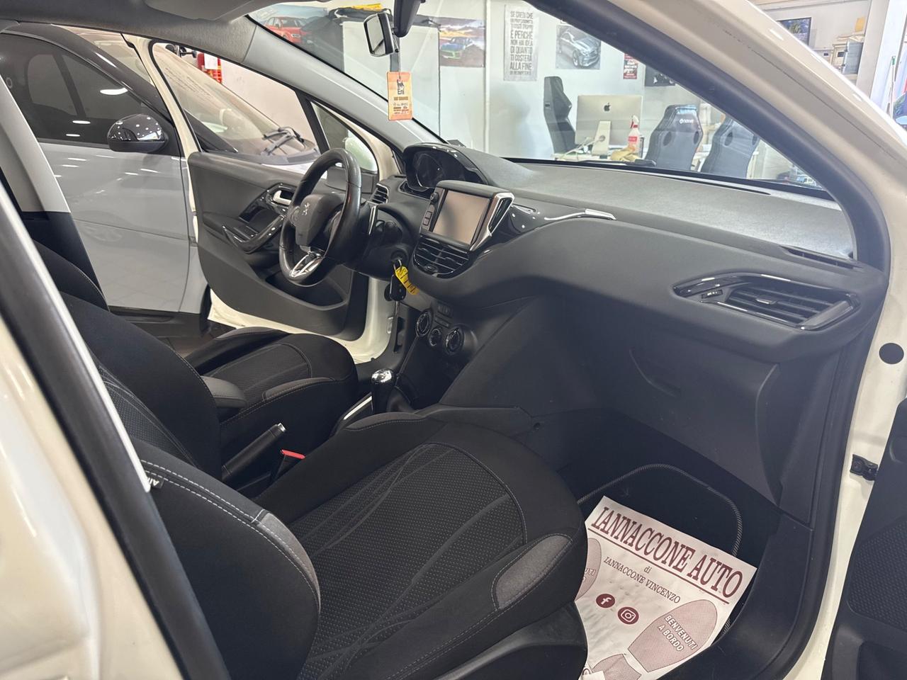 Peugeot 208 1.4 hdi automatica full optional