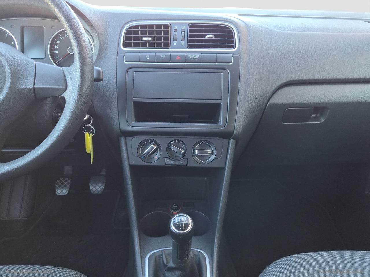 VOLKSWAGEN Polo 1.2 70 CV 5p. Comfortline UNICO PROPRIETARIO - OK NEOPATENTATI
