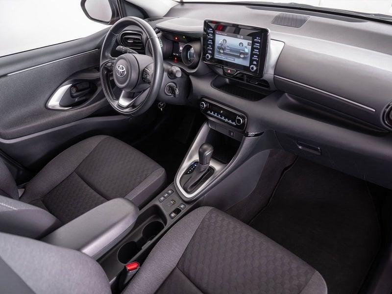 Toyota Yaris Hybrid Trend MY22