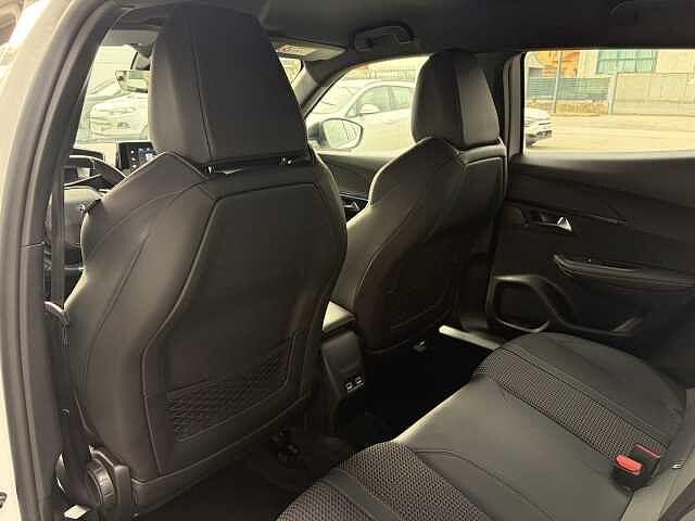 Peugeot 2008 1.2 PureTech 130 CV EAT8 GT