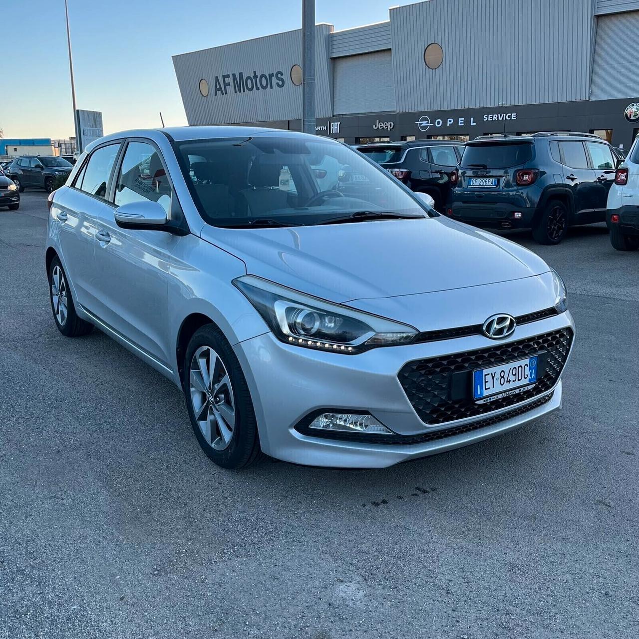 Hyundai i20 1.2 84 CV 5 porte Classic