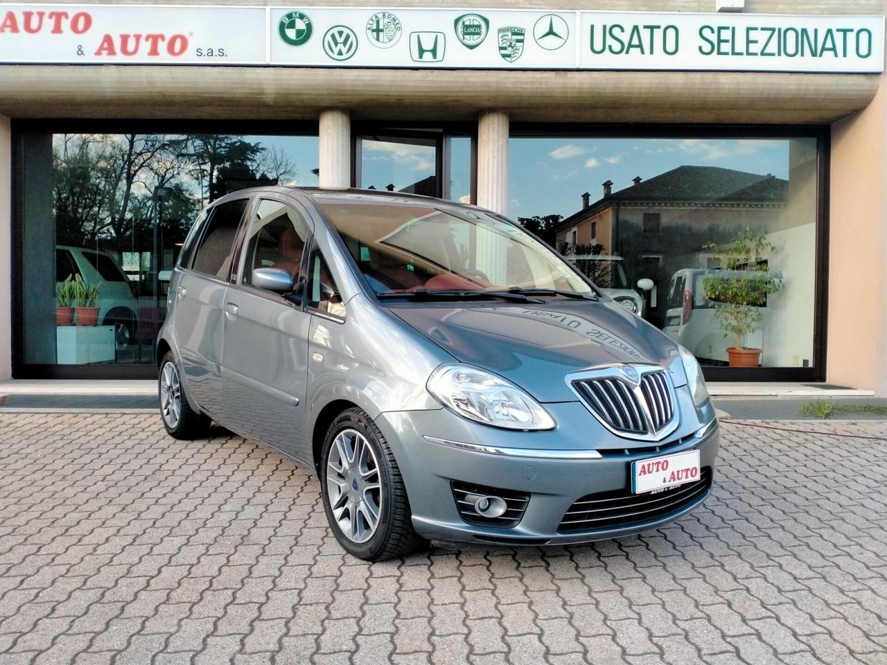 Lancia MUSA 1.4 16V AUTOMATIK "UNICA" POLTRONA FRAU TETTO PAN. NAVI SEDILI RISC.