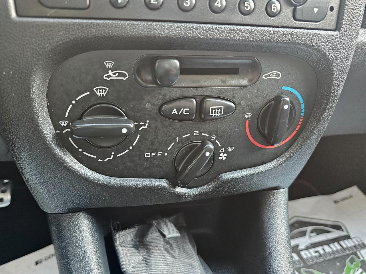 Peugeot 206+ GPL - Neopatentati