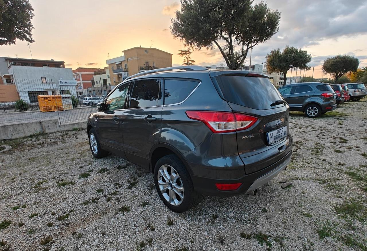 Ford Kuga 1.5 TDCI 120 CV S&S 2WD Titanium