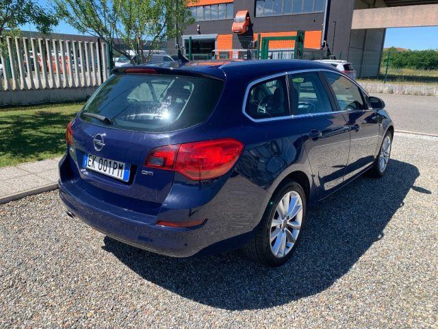 OPEL Astra 2.0 CDTI 165CV Sports Tourer Cosmo S