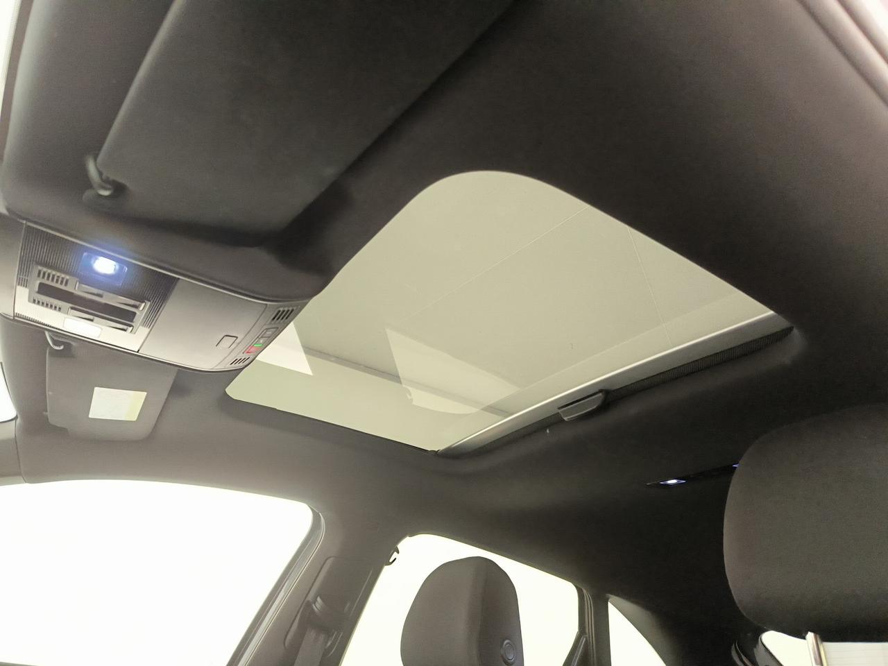 Volkswagen Taigo 1.0 tsi r-line 115cv