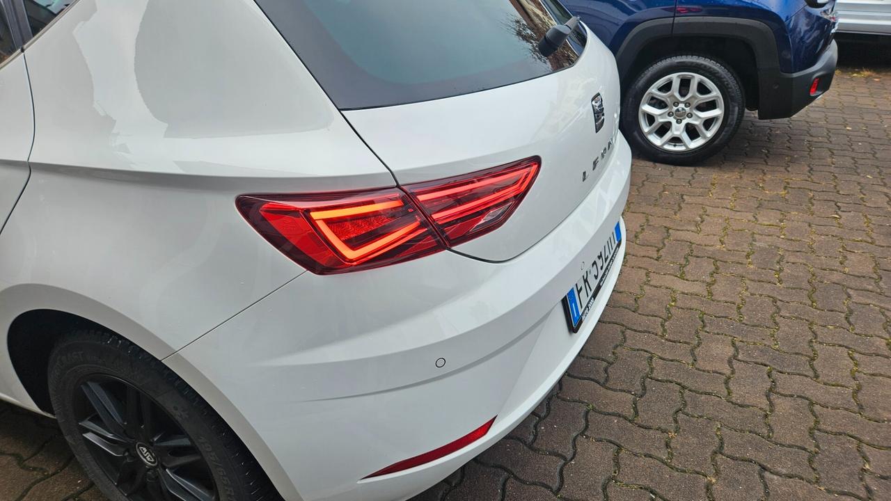Seat Leon 1.6 tdi Xcellence 115cv ACC-CAM-LED-FULL LINK