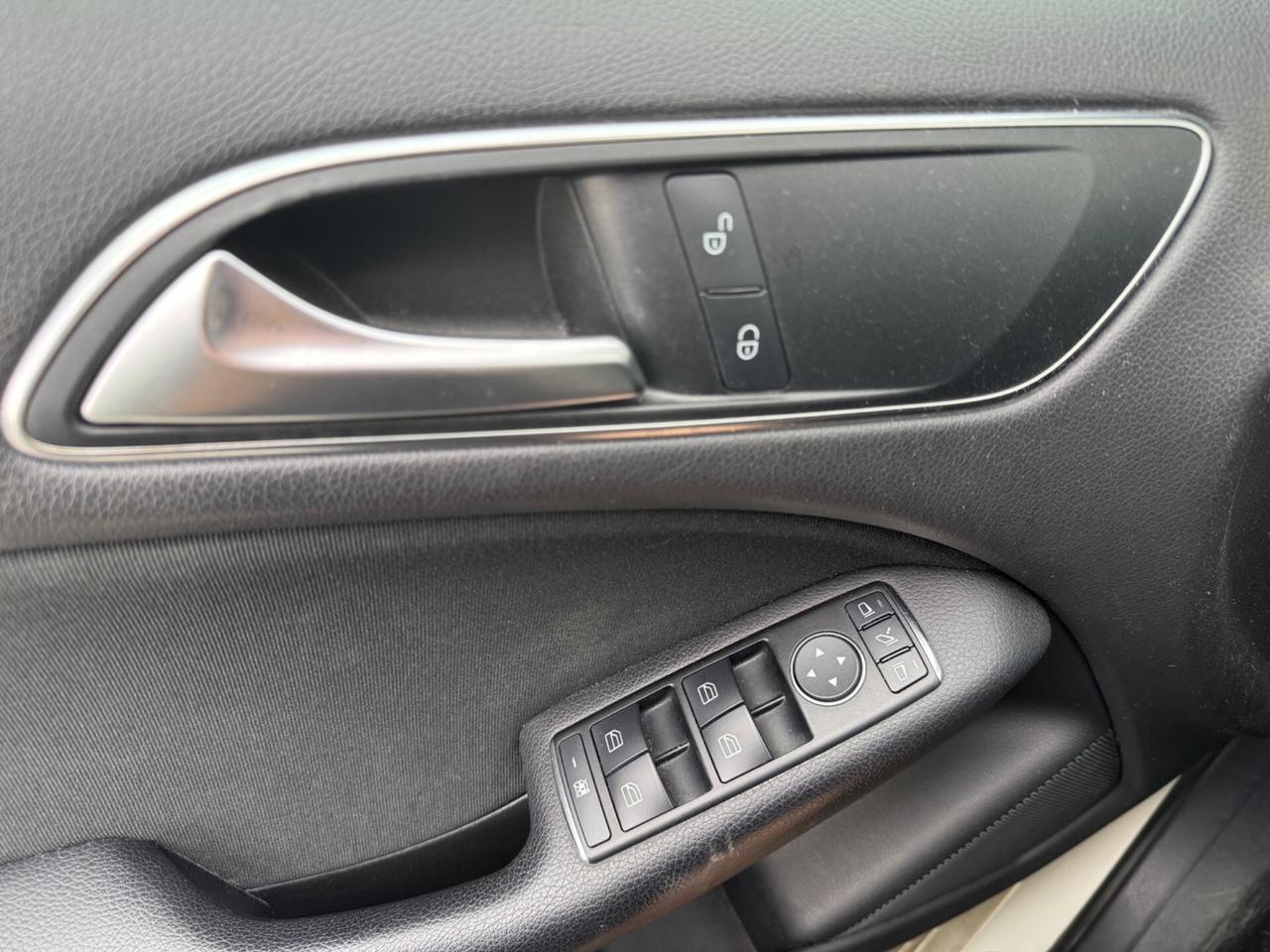 Mercedes-benz B 180 CDI Automatic Executive