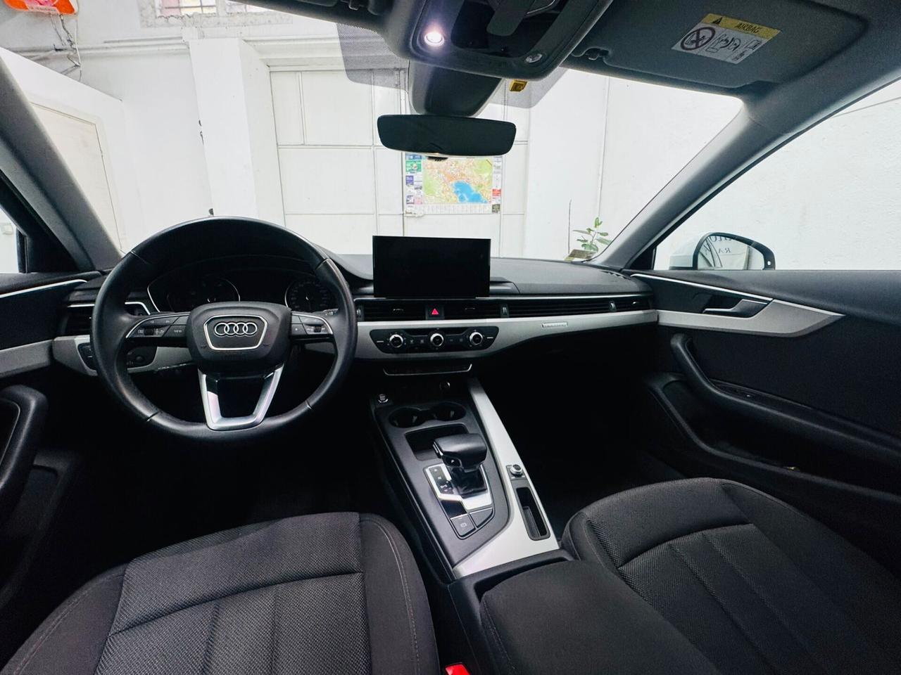 Audi A4 Avant 40 TDI S tronic line edition