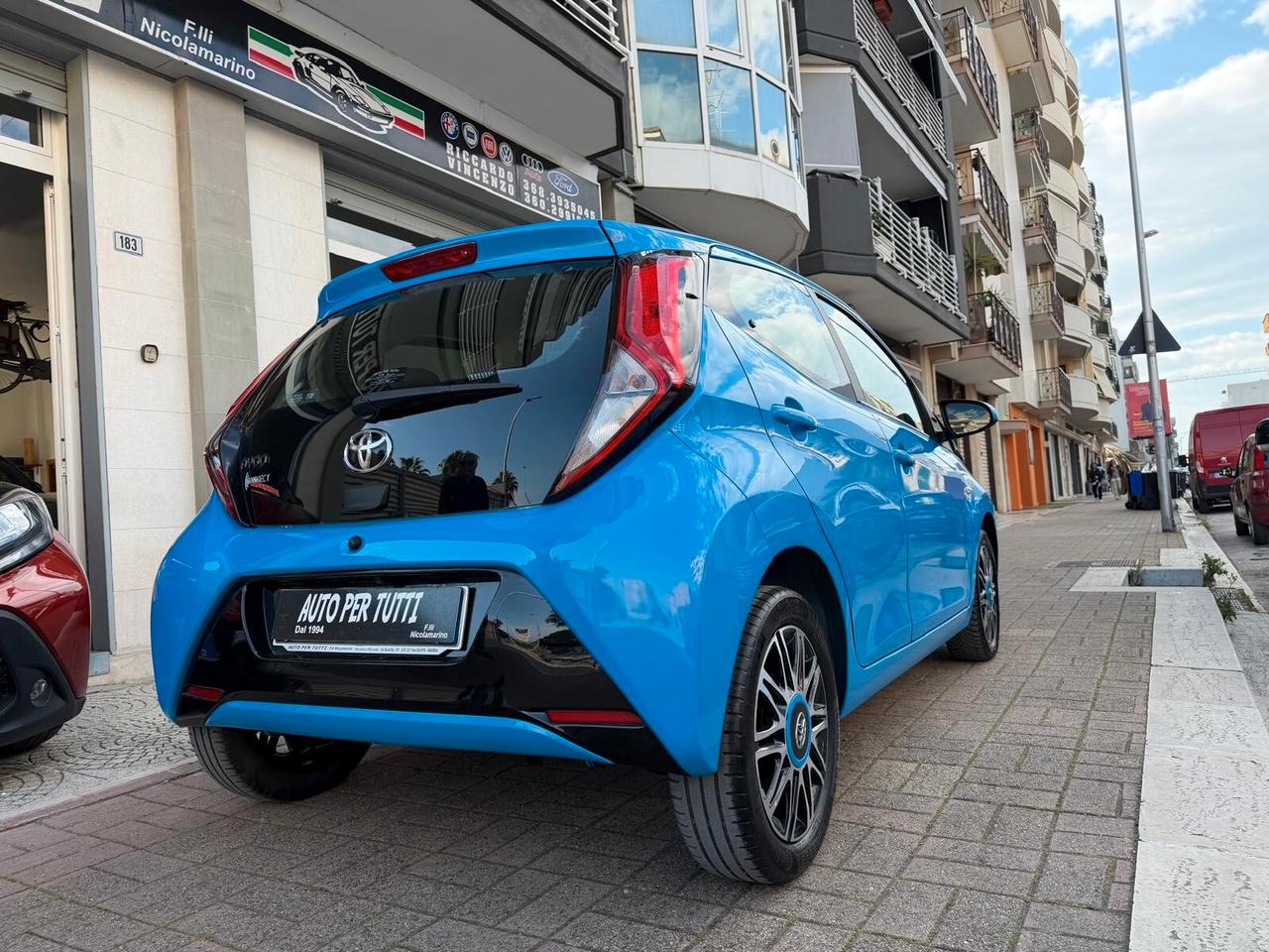 Toyota Aygo Connect 1.0 VVT-i 72 CV 5p 2020