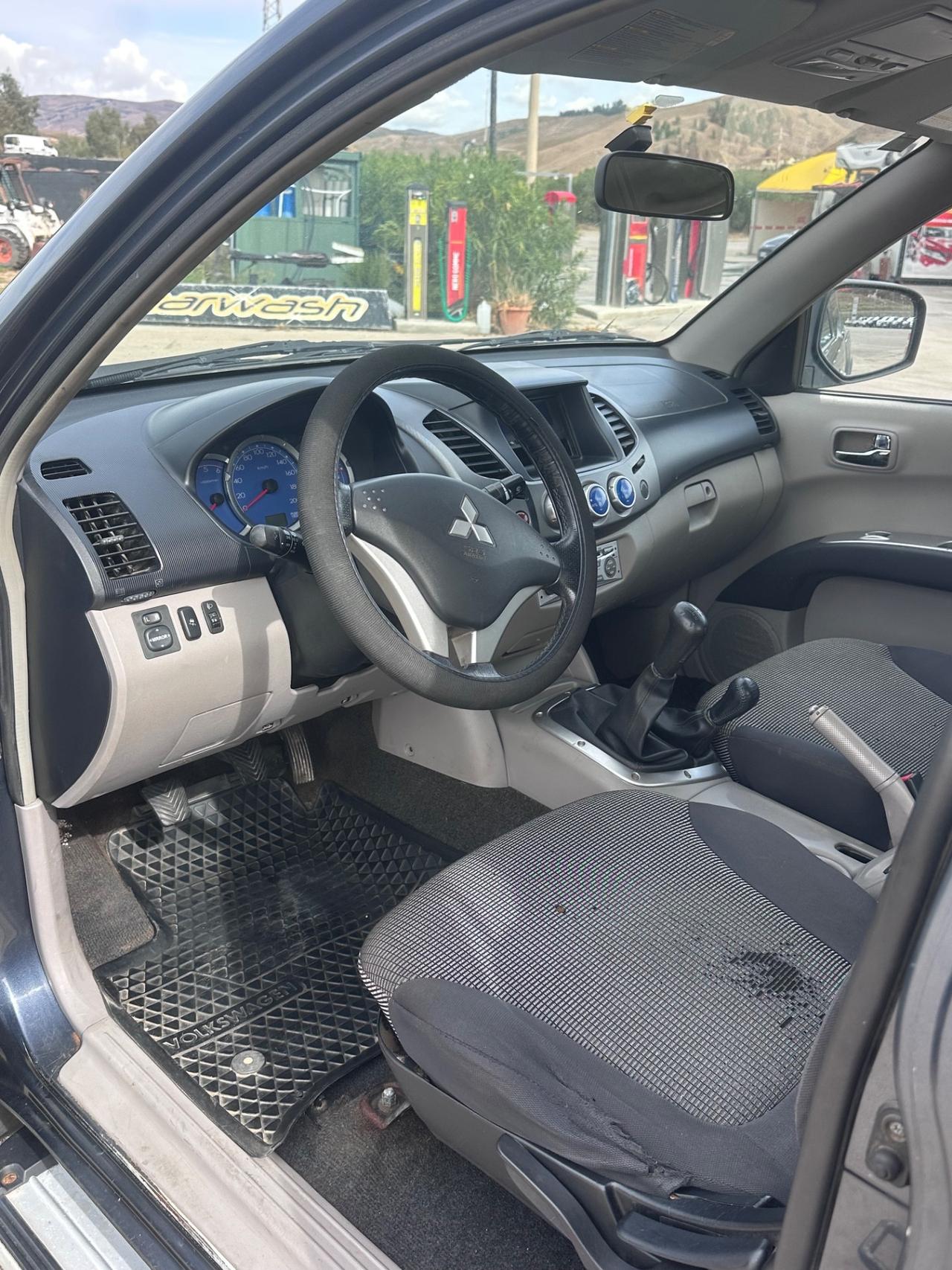 Mitsubishi L200 2.5 DI-D/136CV Single Cab Inform