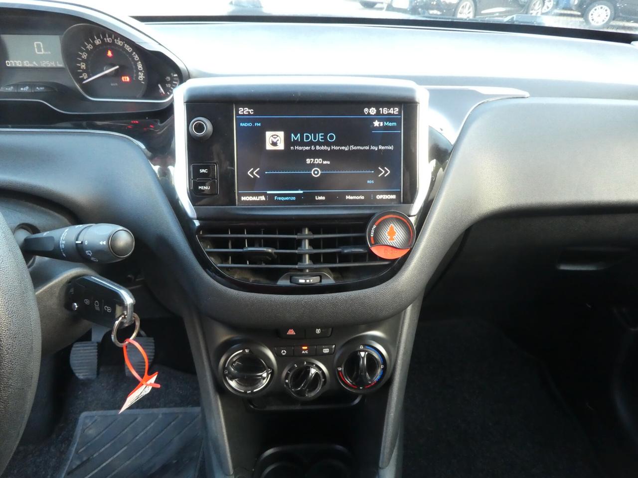 Peugeot 208 PureTech 68 5 porte Active GPL ADATTA AI NEOPATENTATI