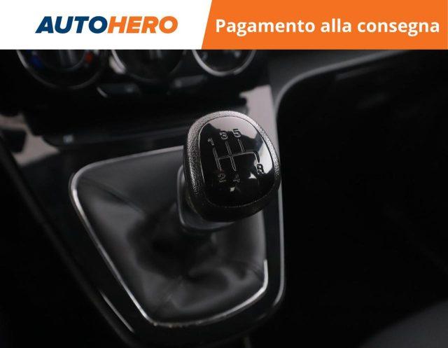 LANCIA Ypsilon 1.2 69 CV 5 porte Elefantino