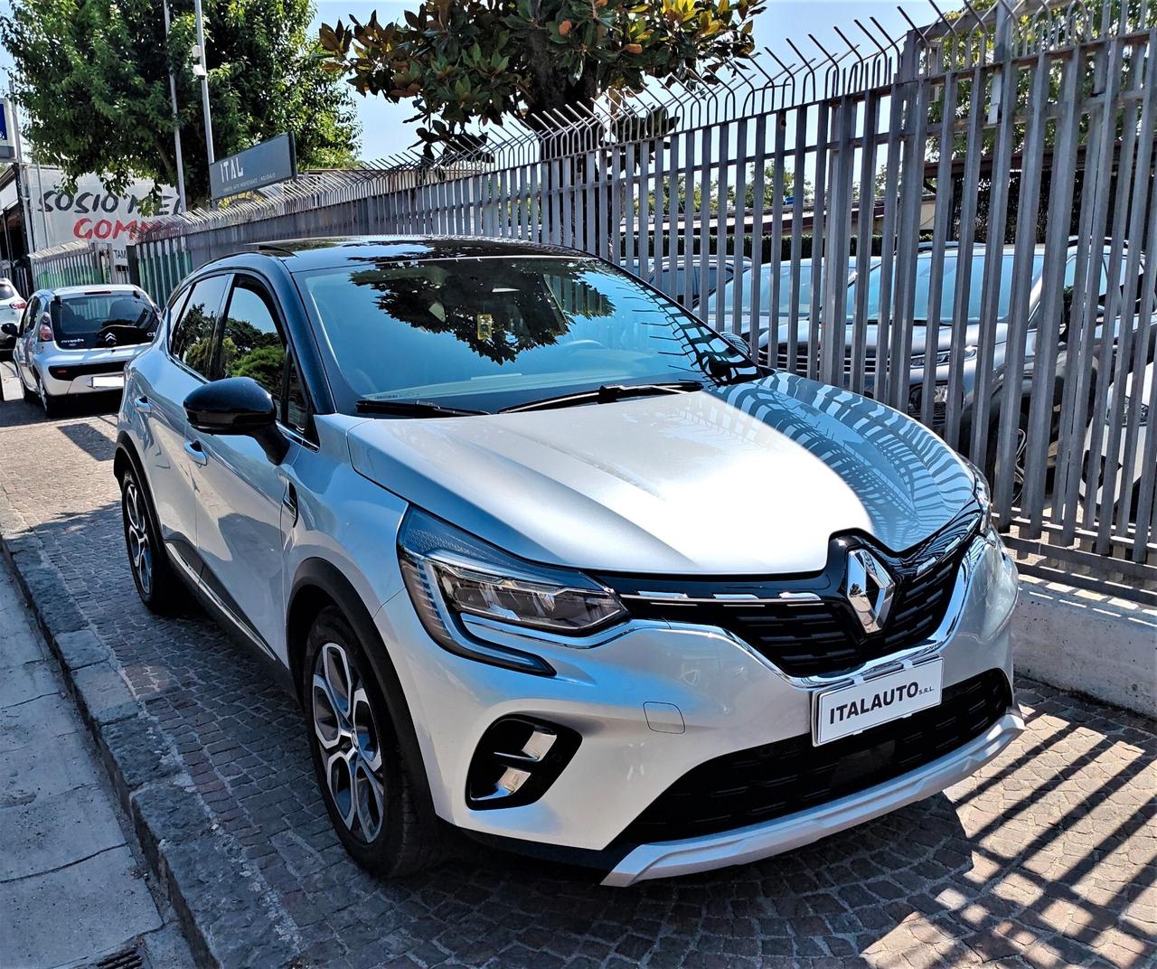 Renault Captur TCe 12V 100 CV GPL Techno Fast Track