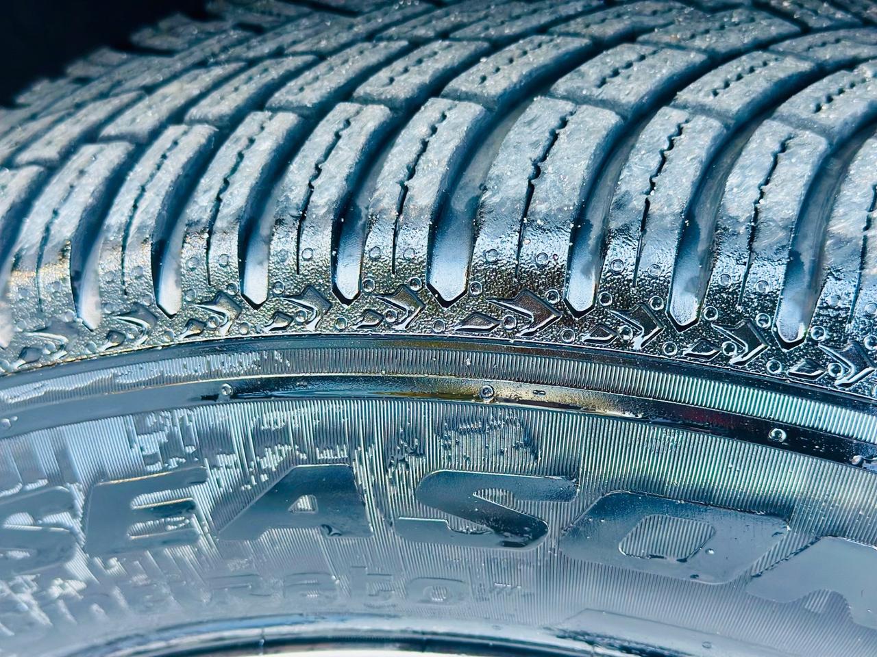 Toyota RAV 4 2016 2.0 D-4D km 130,000 ok neopatentati ! ! !