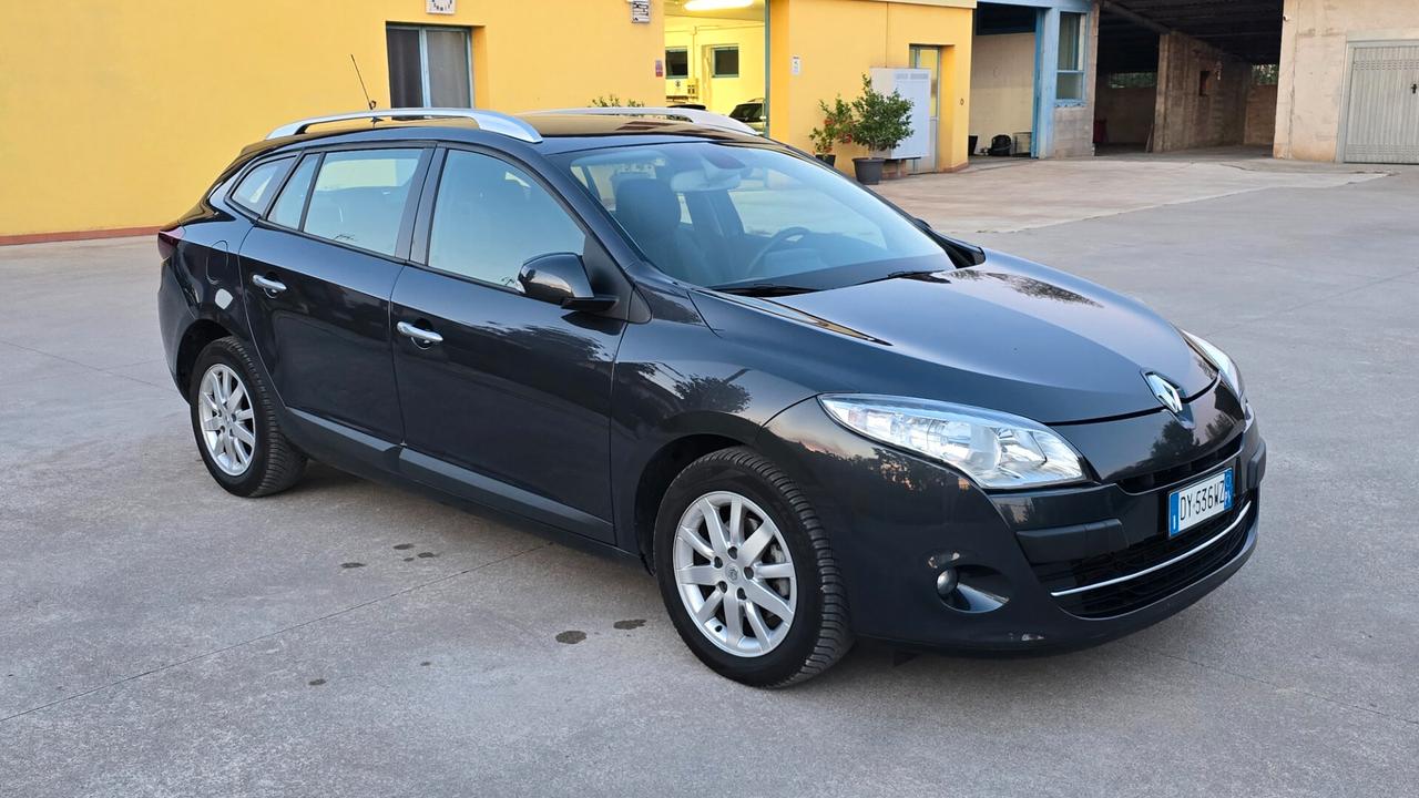 Stupenda Renaul Megane PARI AL NUOVO