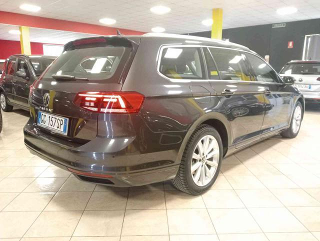 VOLKSWAGEN Passat Variant 2.0 TDI SCR EVO DSG ** KM CERTIF. VOLKS **