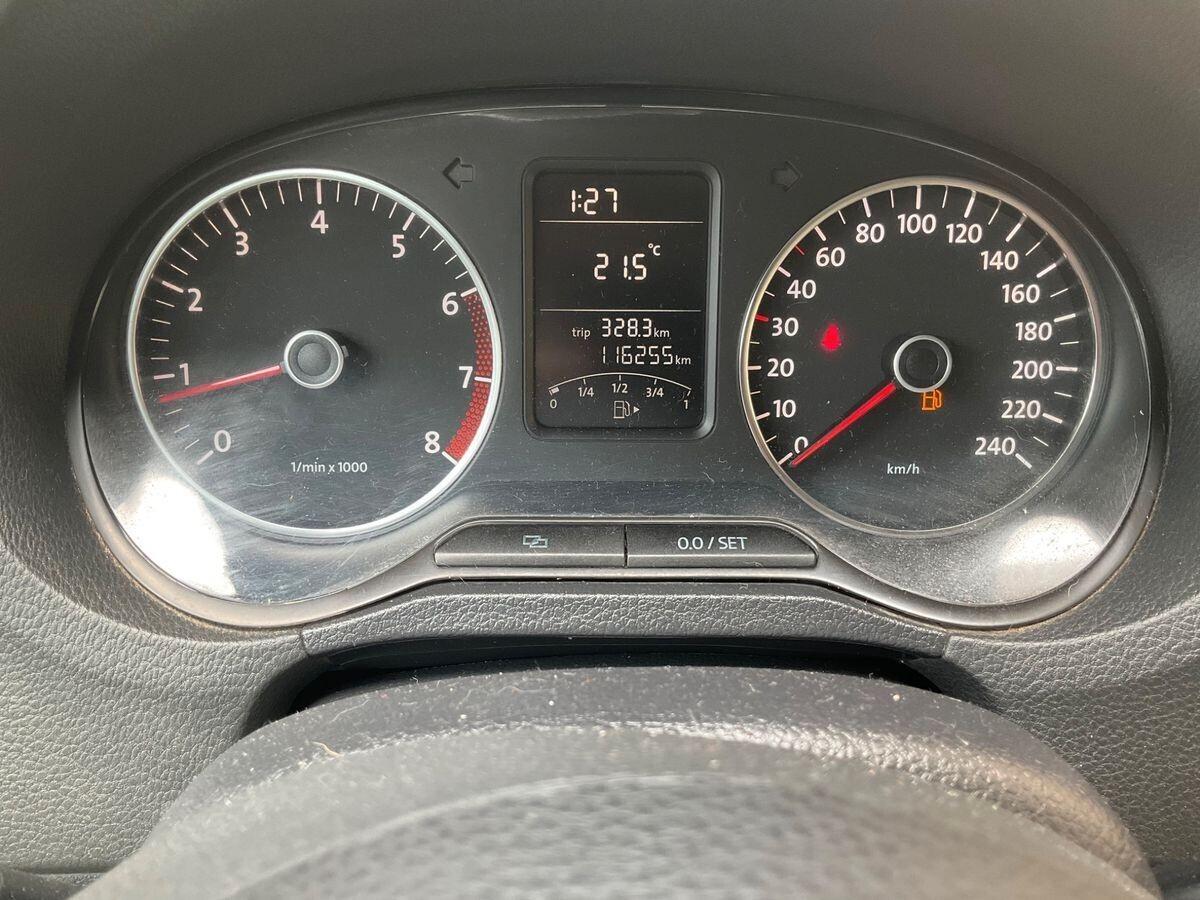 Volkswagen Polo 1.2 5 porte Model. 2013Trendline neo patentati !!