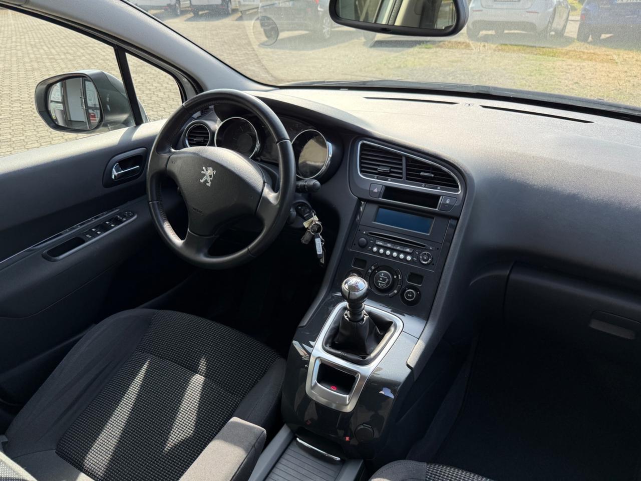 Peugeot 5008 BlueHDi 120 EAT6 S&S Active