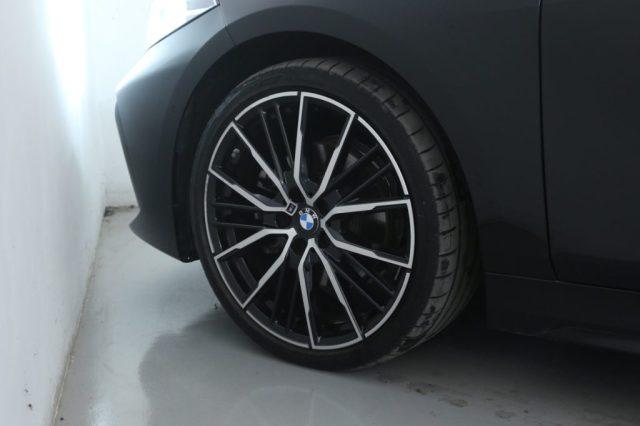 BMW 118 d 5p. Msport / Tetto panorama / Cerchi 19" M-sport