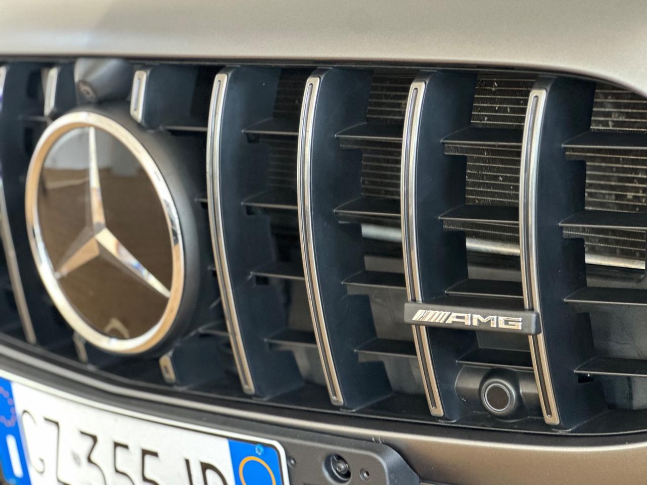 Mercedes-benz A 45 AMG A 45S AMG 4Matic