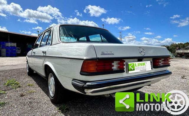 MERCEDES-BENZ 200 200