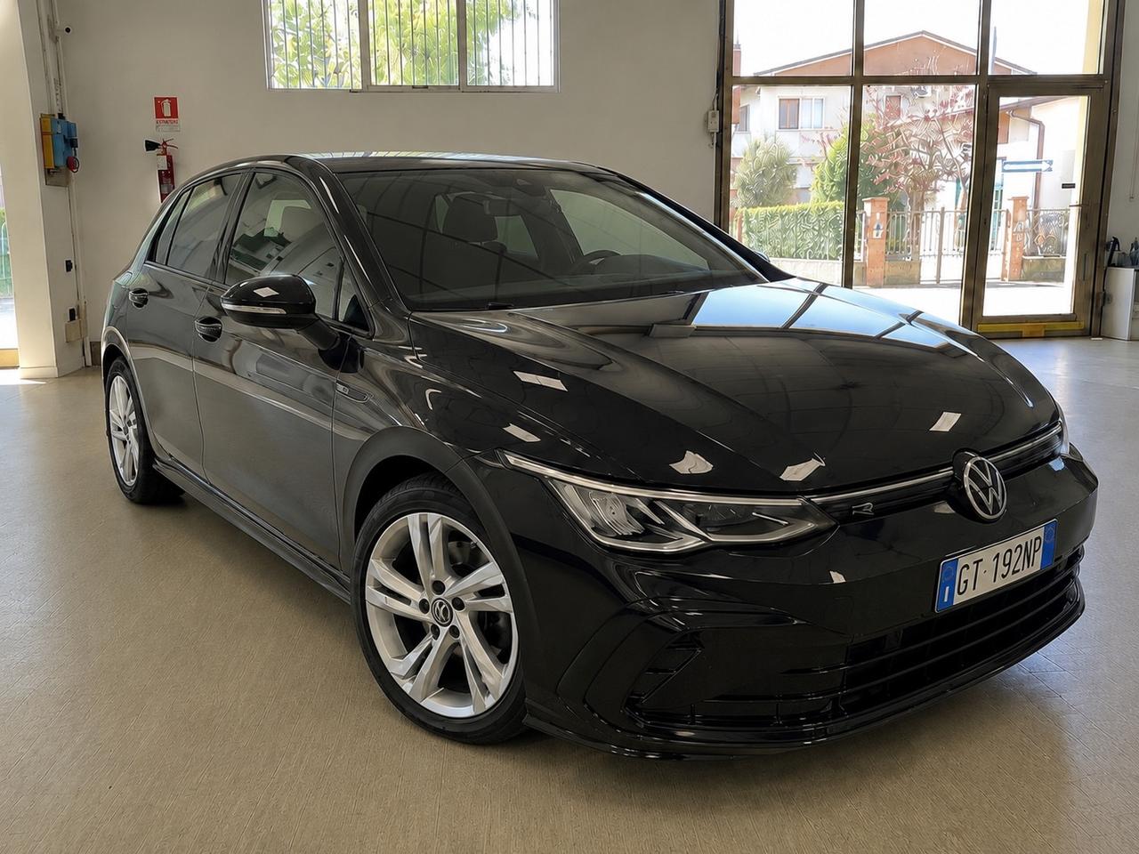 Volkswagen Golf 2.0 TDI 150 CV DSG SCR R-Line