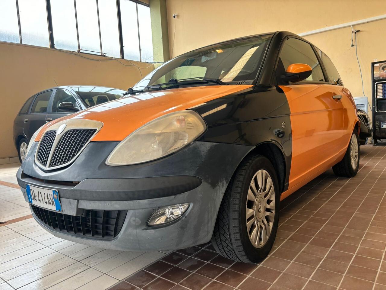 Lancia Ypsilon 1.2 16V Momo Design 3383380600