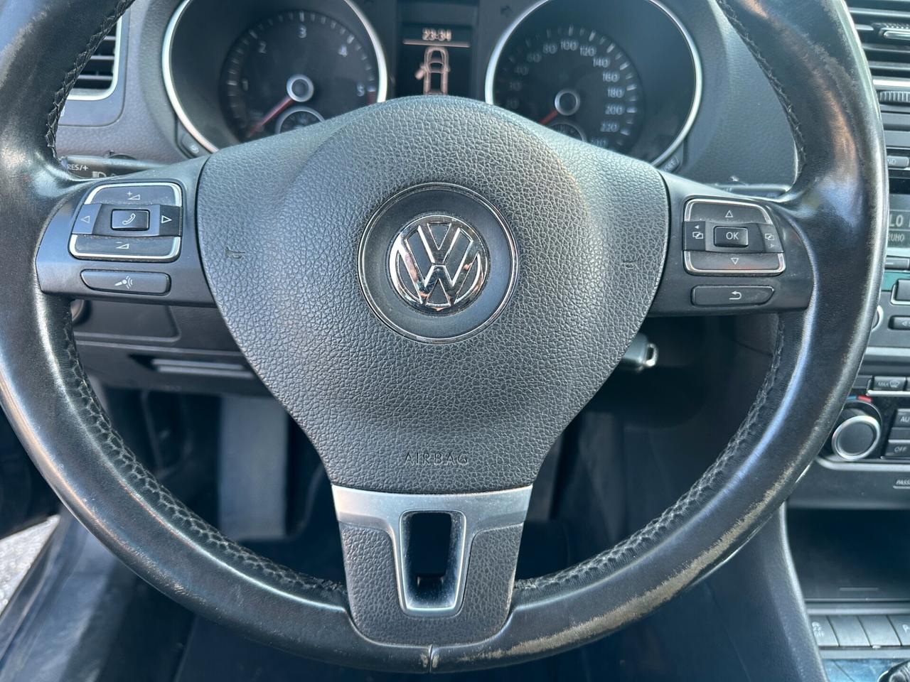 Volkswagen Golf 1.6 TDI DPF DSG 5p. Highline