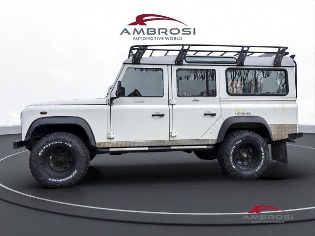LAND ROVER Defender 110 2.5 Td5 cat Station Wagon SE - AUTOCARRO N1