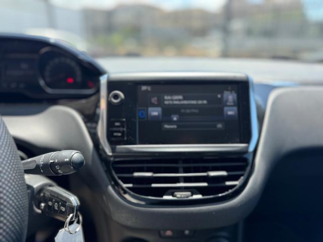 PEUGEOT 208 1.4 8V HDi 68CV 5p. Allure
