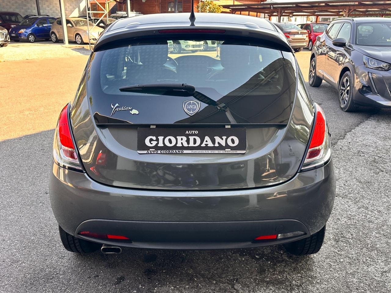 Lancia Ypsilon 1.2 GPL Ecochic Gold