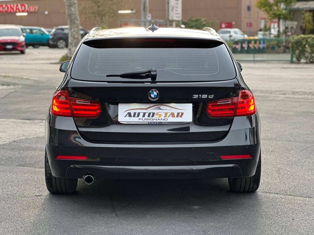 BMW 318 Touring Sport 2014