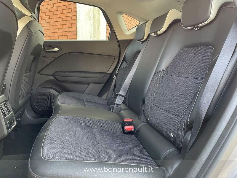 Renault Captur E-Tech hybrid 1.6 E-TECH HEV 145 TECHNO AUTO