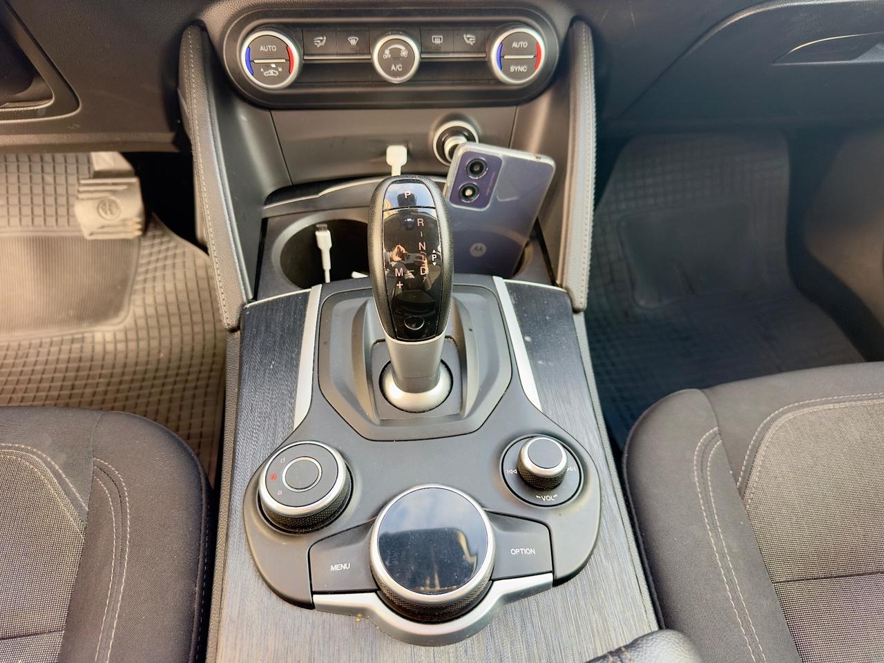 Alfa Romeo Stelvio 2.2 Turbodiesel 160 CV AT8 RWD Business