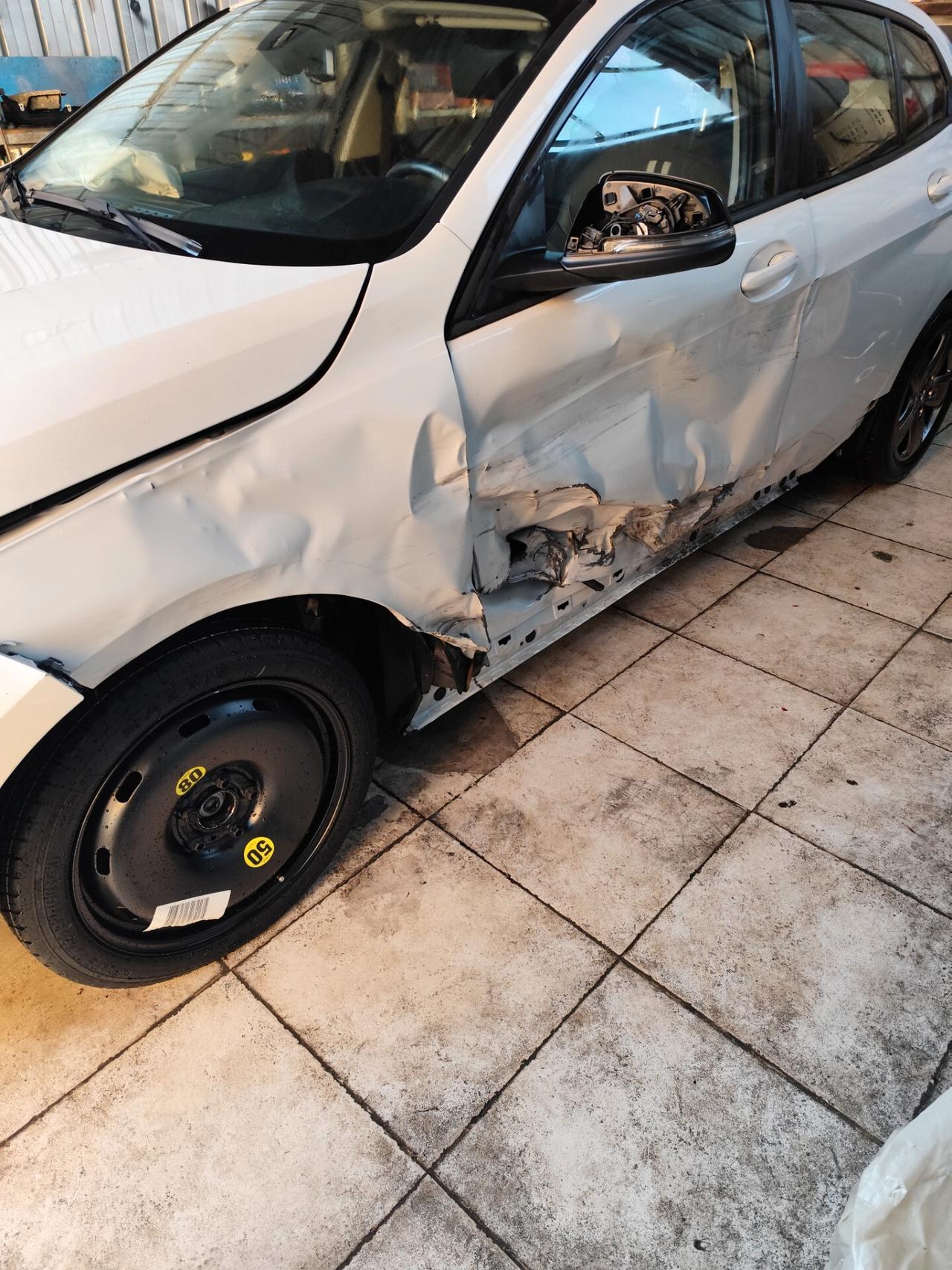 Bmw 116 116d 5p. Advantage