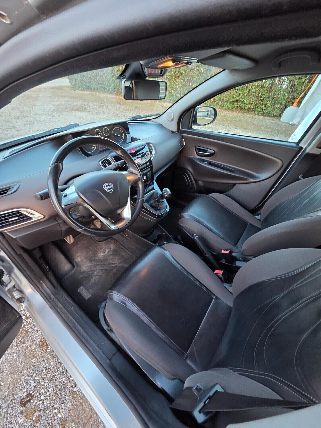 Lancia Ypsilon CV 5 porte S&S Platinum FINANZIABILE