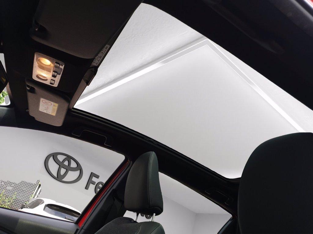 TOYOTA Yaris 5p 1.5h style my18 del 2018