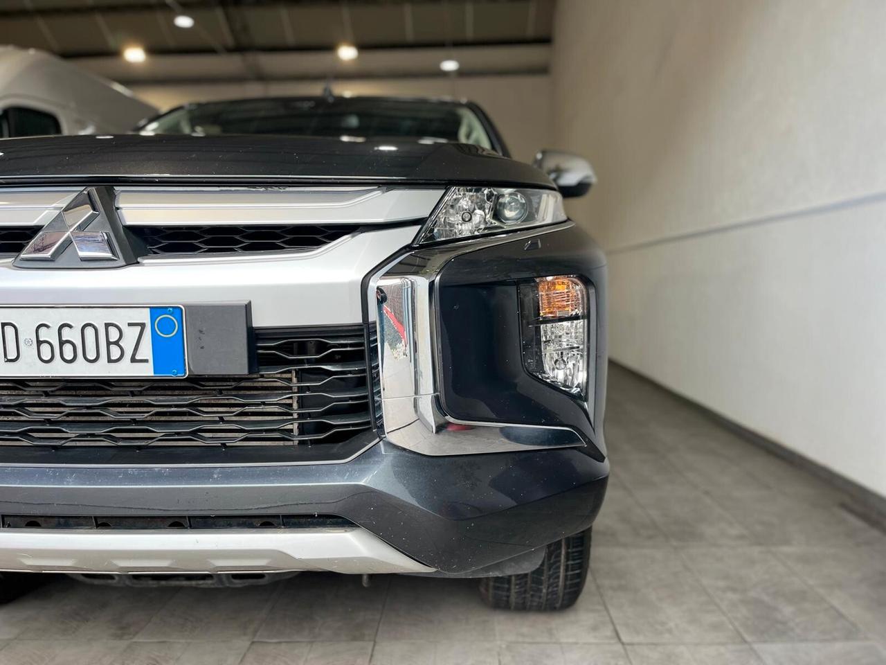 MITSUBISHI L200 2.3 D Double Cab 4x4 *2021* *UNICOPRO* *FULL*