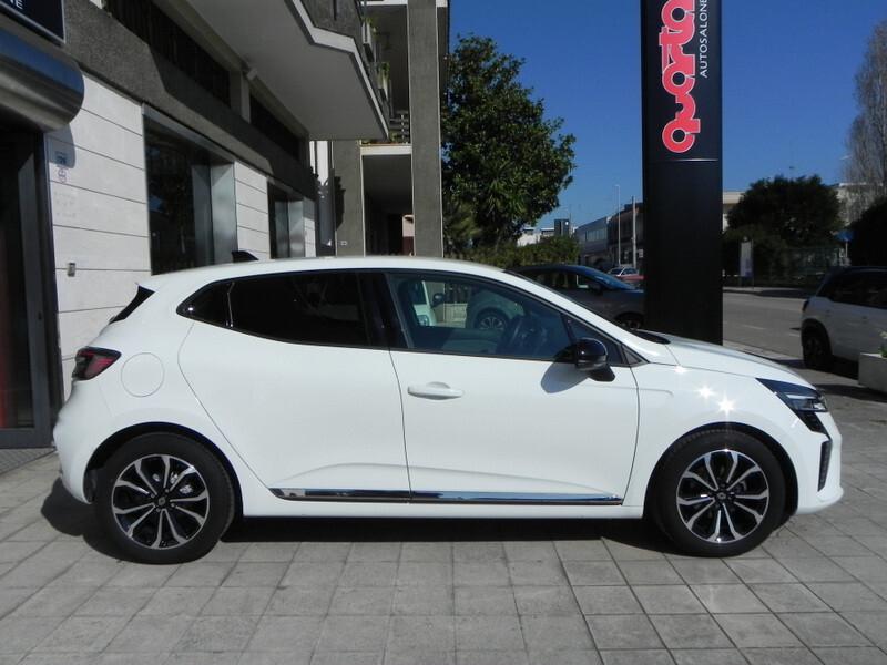 Renault Clio TCe 90 CV 5 porte Techno