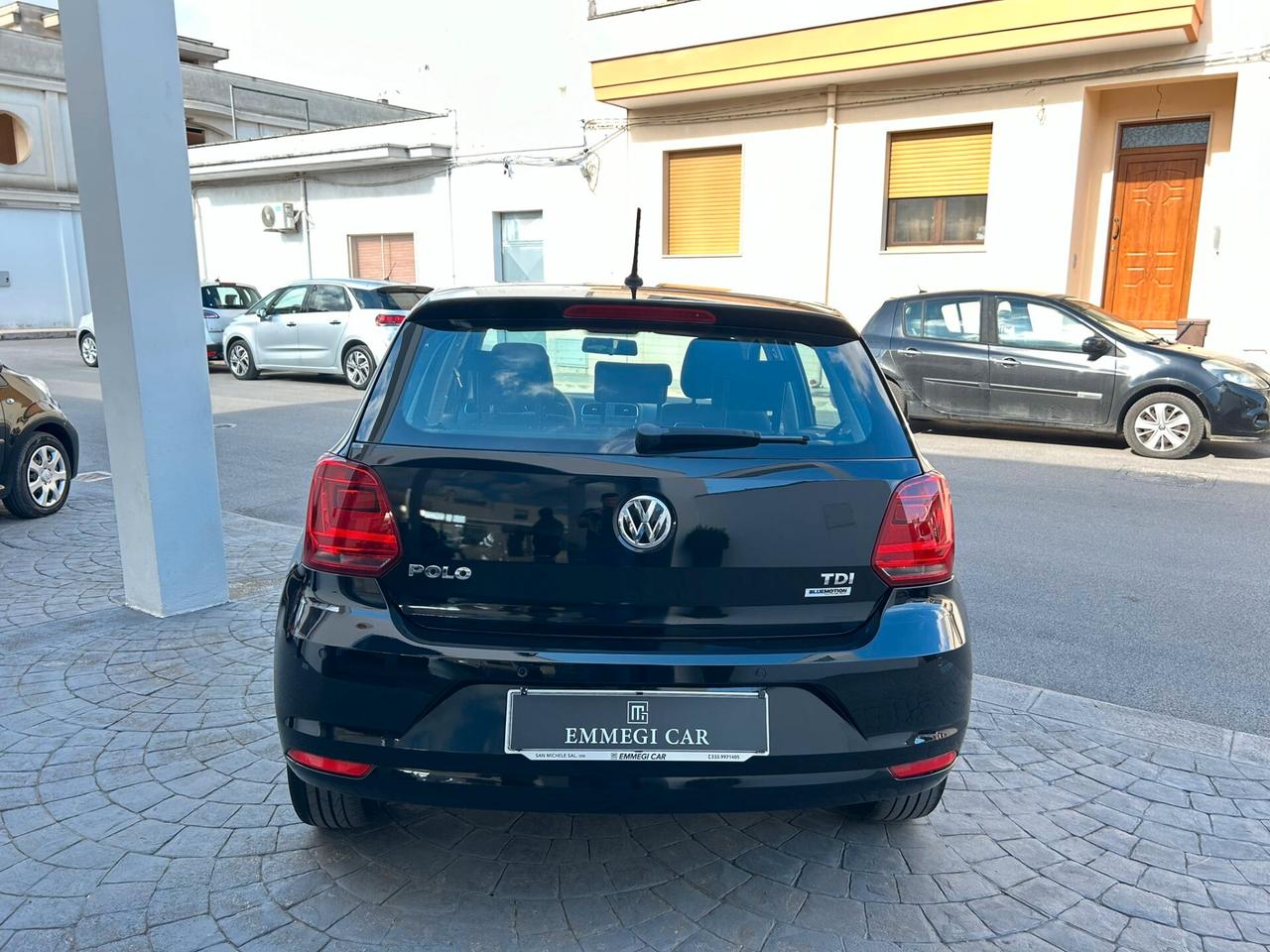 Volkswagen Polo 1.4 TDI 55Kw COMFORTLINE-2015