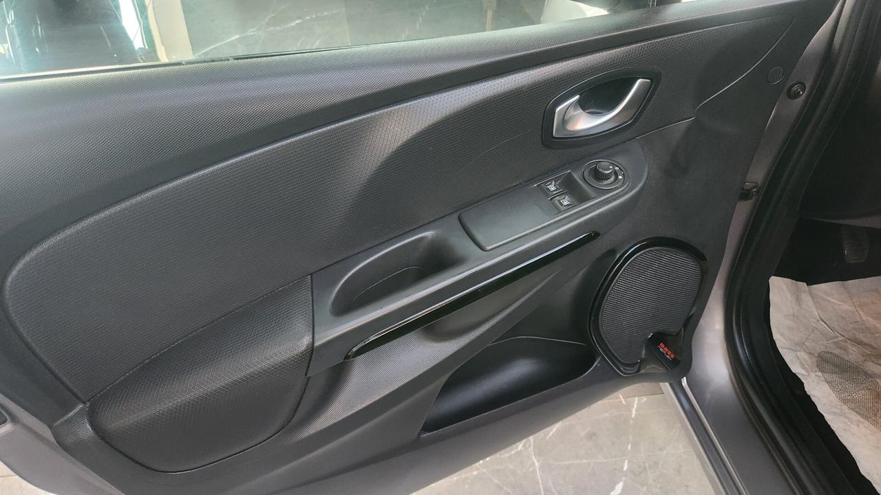 Renault Clio Sporter 1.5 dCi 8V 75CV Wave