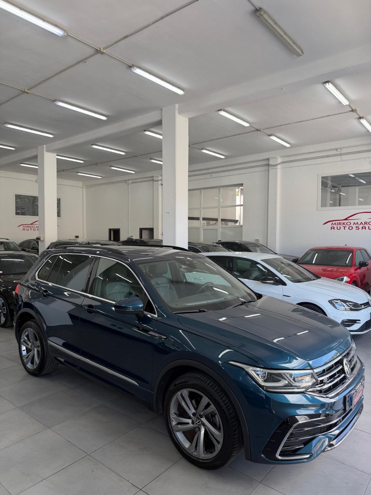 VW Tiguan 2.0 TDI 150 DSG 4MOTION R-Line finanziabile