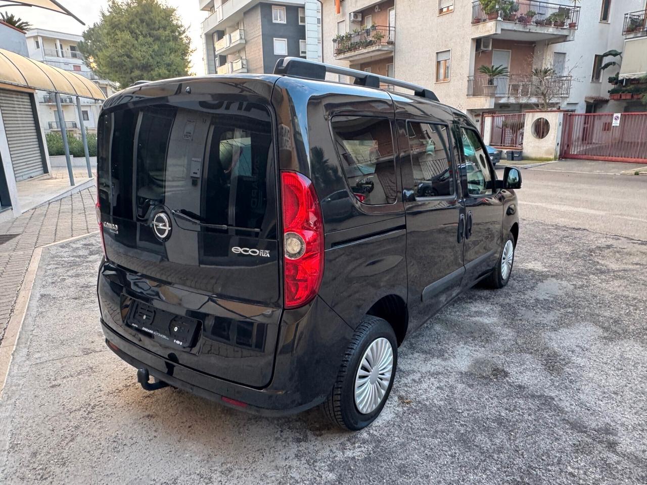 OPEL COMBO 1.6 CDTI 105 CV. 5 POSTI GANCIO TRAINO