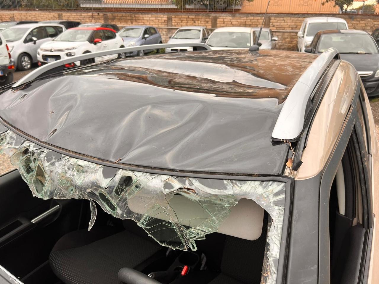 Suzuki Ignis 1.2 Hybrid Top