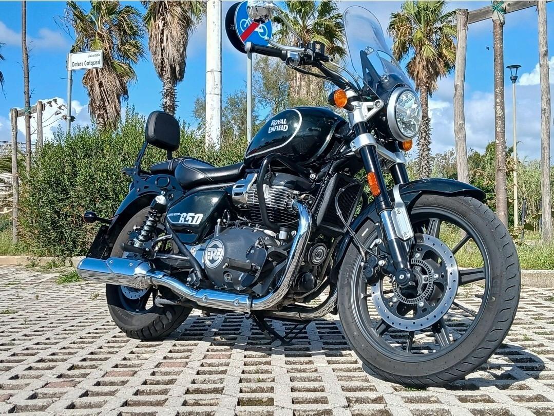 Royal Enfield Super Meteor ABS -10500 KM Permuto AUTO / MOTO ECC